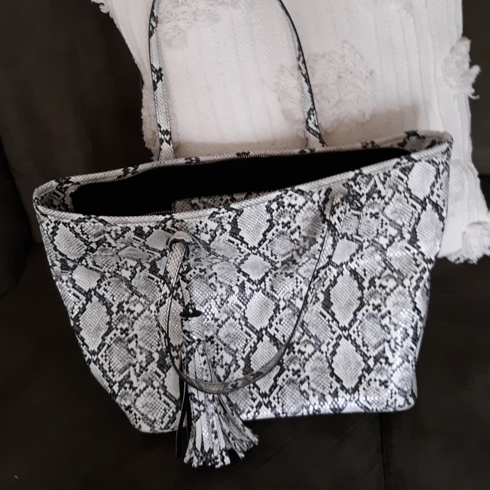 Steve madden purse